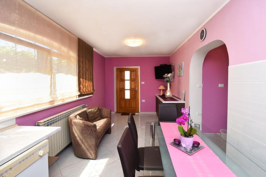 Apartments And Rooms Branka Novigrad  Exterior photo