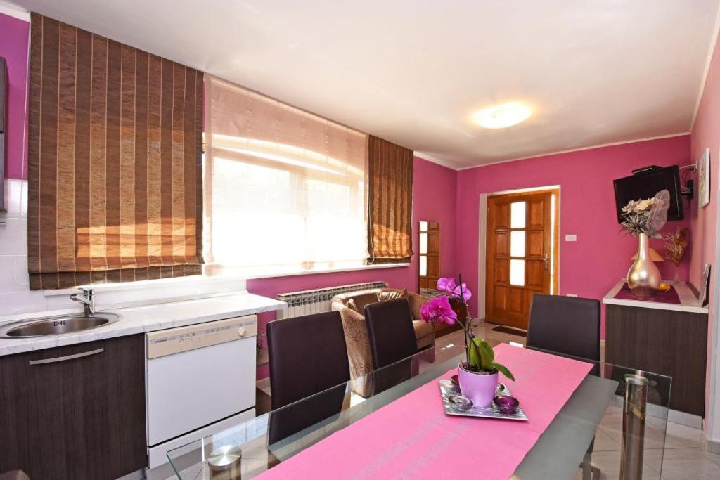 Apartments And Rooms Branka Novigrad  Exterior photo