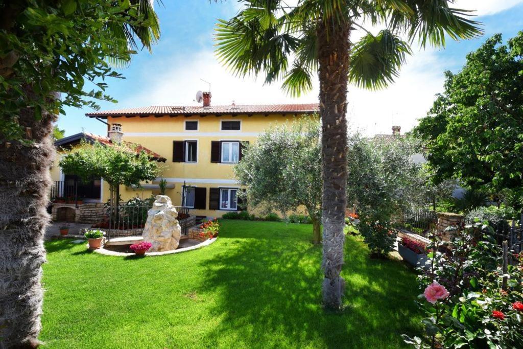 Apartments And Rooms Branka Novigrad  Exterior photo